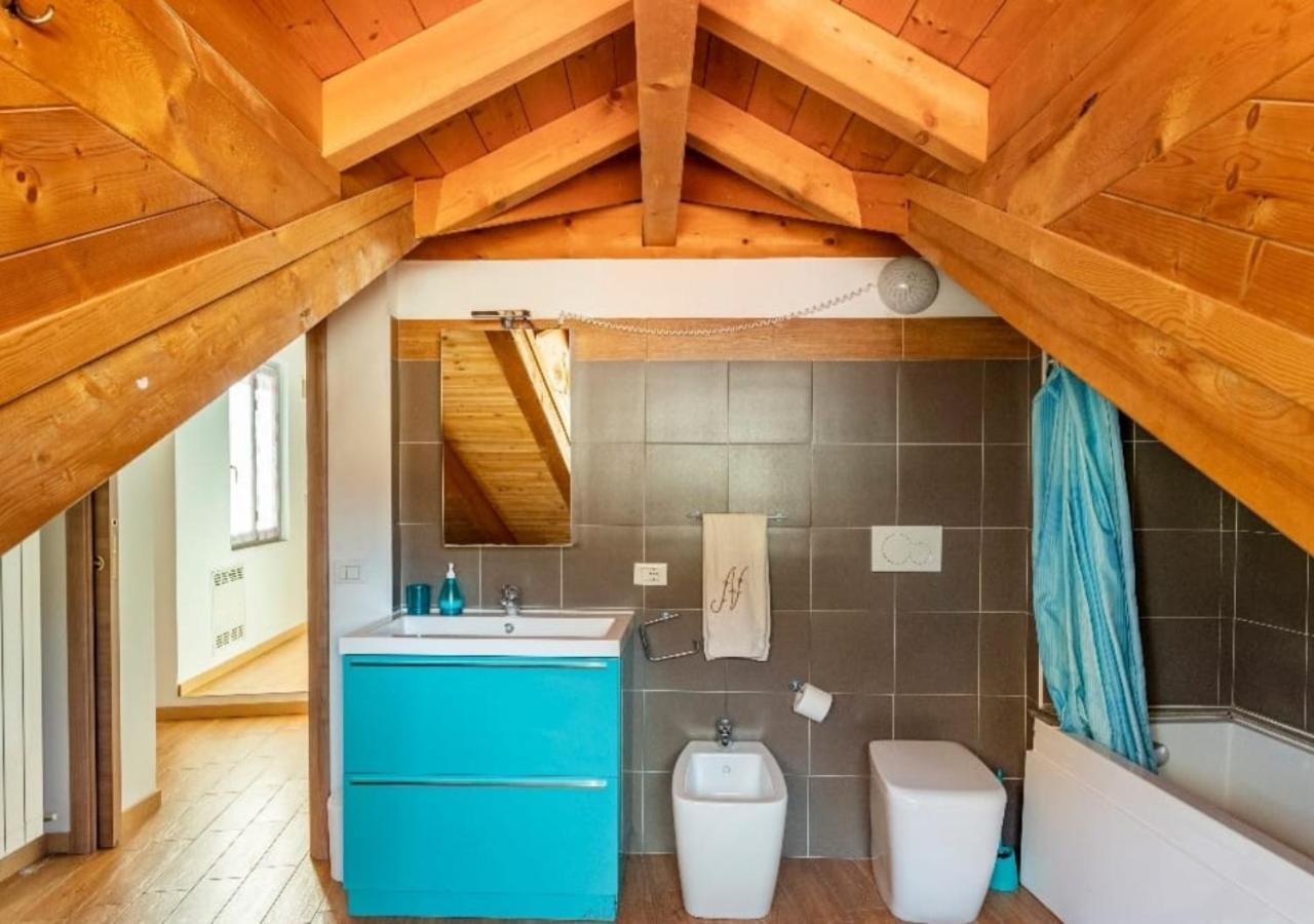 Residenze Blue Lake オメーニャ エクステリア 写真
